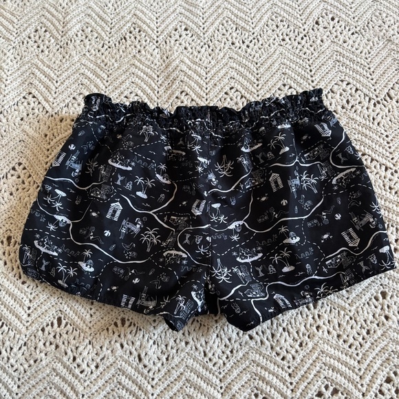 Old Navy Shorts Vacation Themed Black White Elastic Waist Tie Women's Size L - Picture 3 of 4